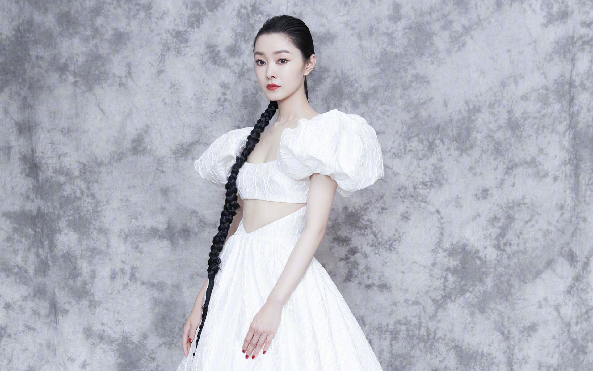 开云体育官网在线-国际热身赛中国女足惨败 球迷呼吁提升训练质量，国足热身赛2021